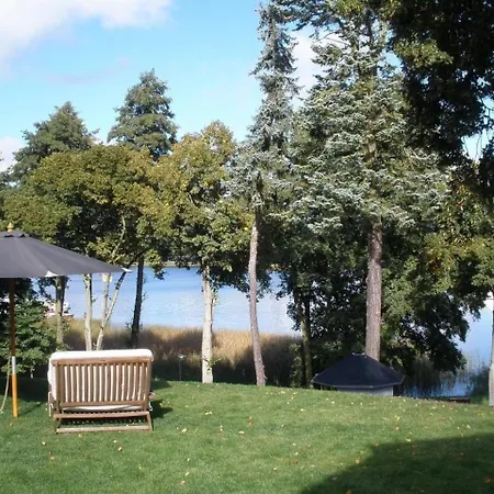 Apartment In Fuerstenberghavel Mit Terrasse, Grill Und Garten Und Seeblick Furstenberg-Havel